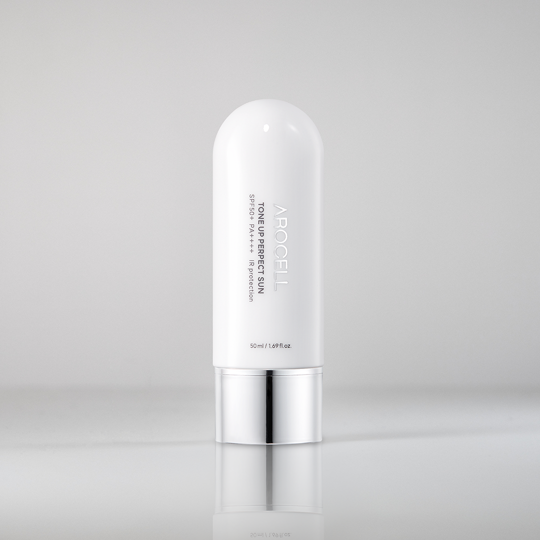 A daily SPF 50 100% mineral sunscreen that is soothing and lightweight. It is powerful enough to block 100% of UV Rays and with infrared ray blocking capabilities that are gentle on your skin, tone up perfect sun, arocellus